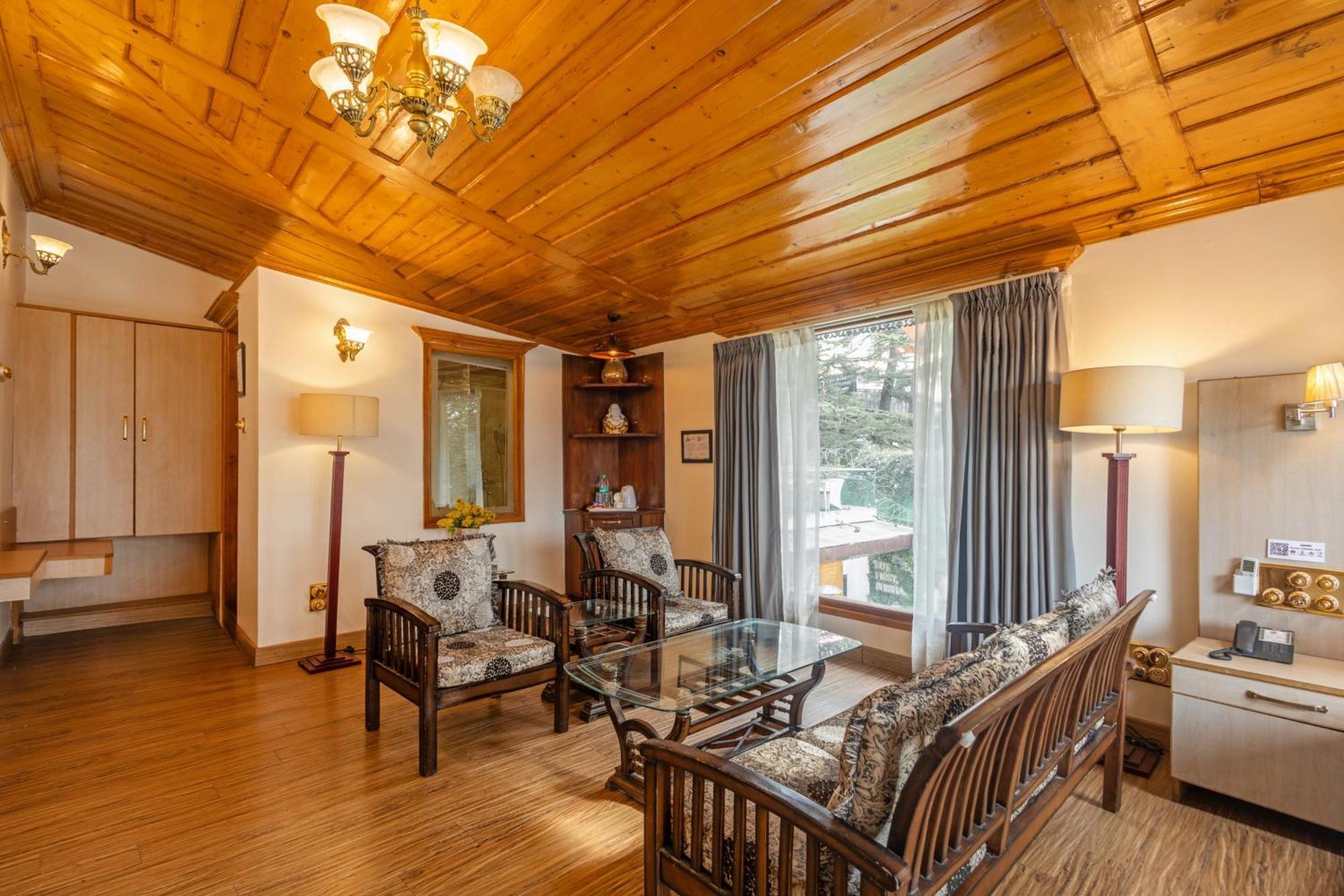 Treebo Premium Torrentium - A Heritage Hotel Shimla Exteriör bild